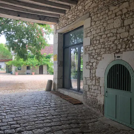 En D'hotes La Vigenna 3*